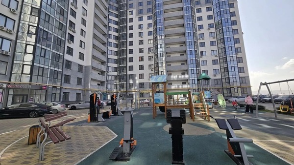 Продам однокомнатную (1-комн.) квартиру, Труда ул, 8, Гайдук с