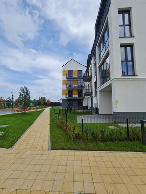 Продам трехкомнатную (3-комн.) квартиру (долевое), Васильковая ул, 15, Малое Васильково п