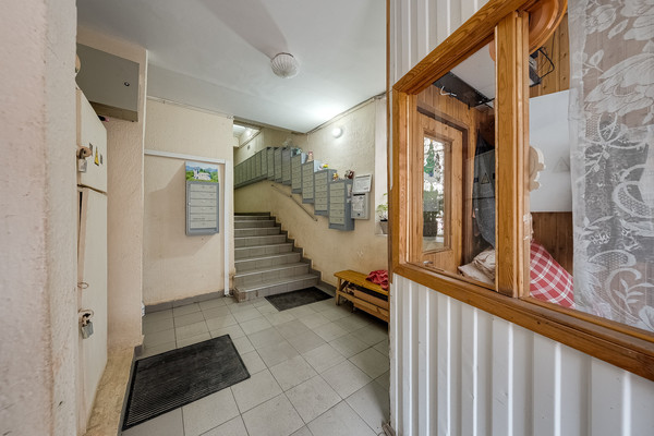 Продам двухкомнатную (2-комн.) квартиру, Вавилова ул, 75, Москва г