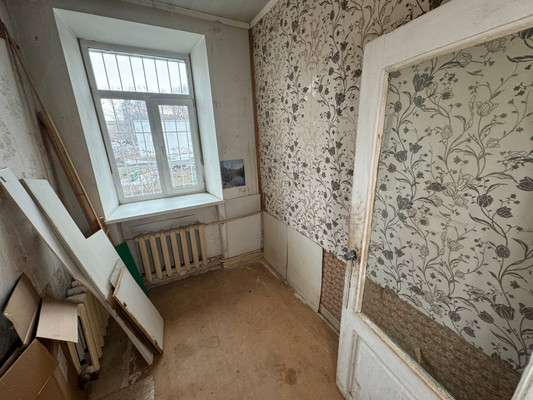 Продам трехкомнатную (3-комн.) квартиру, Пионерская ул, 9, Комсомольск-на-Амуре г