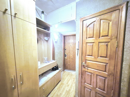 Продам однокомнатную (1-комн.) квартиру, Гагарина ул, 38А, Королев г