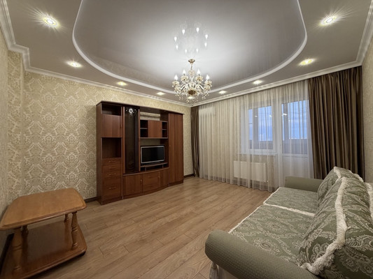Продам двухкомнатную (2-комн.) квартиру, Гаражная ул, 71, Краснодар г