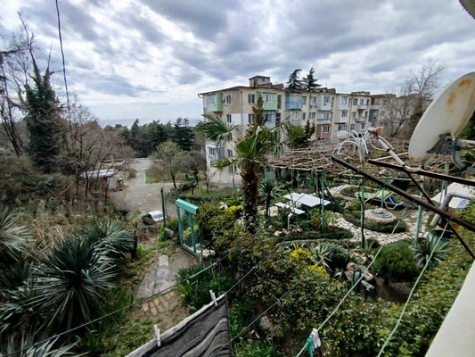 Продам трехкомнатную (3-комн.) квартиру, 2, Сосновый п