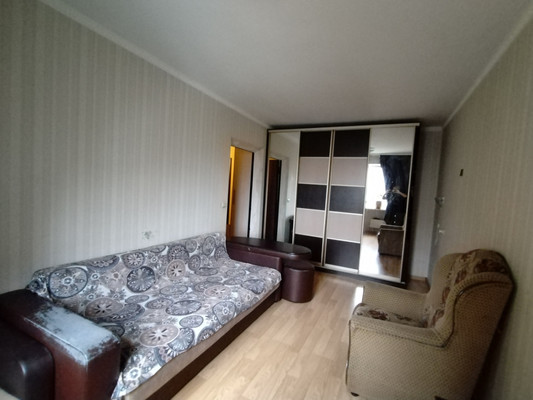 Продам двухкомнатную (2-комн.) квартиру, Керченская ул, 20, Нижний Новгород г