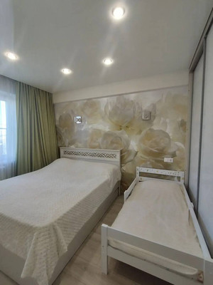 Продам двухкомнатную (2-комн.) квартиру, Кутузова ул, 76, Красноярск г