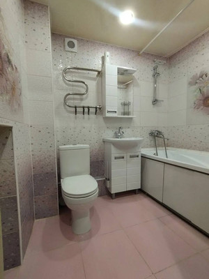 Продам двухкомнатную (2-комн.) квартиру, Кутузова ул, 76, Красноярск г