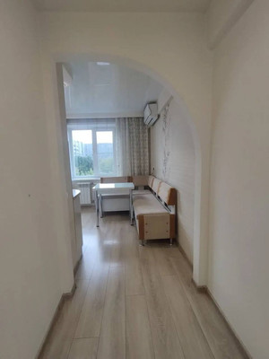 Продам двухкомнатную (2-комн.) квартиру, Кутузова ул, 76, Красноярск г