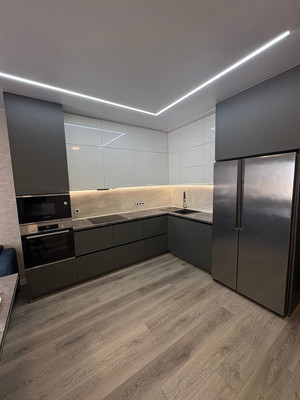 Продам трехкомнатную (3-комн.) квартиру, Петра Подзолкова ул, 26, Красноярск г