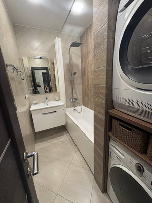 Продам трехкомнатную (3-комн.) квартиру, Петра Подзолкова ул, 26, Красноярск г