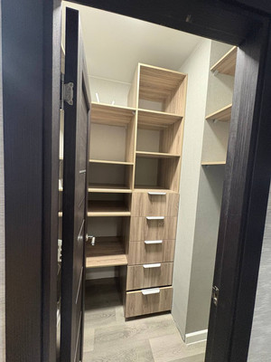 Продам трехкомнатную (3-комн.) квартиру, Петра Подзолкова ул, 26, Красноярск г