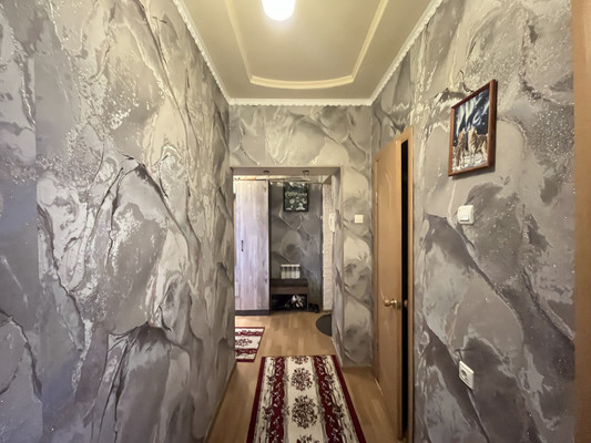 Продам двухкомнатную (2-комн.) квартиру, Тренева ул, 11к2, Астрахань г