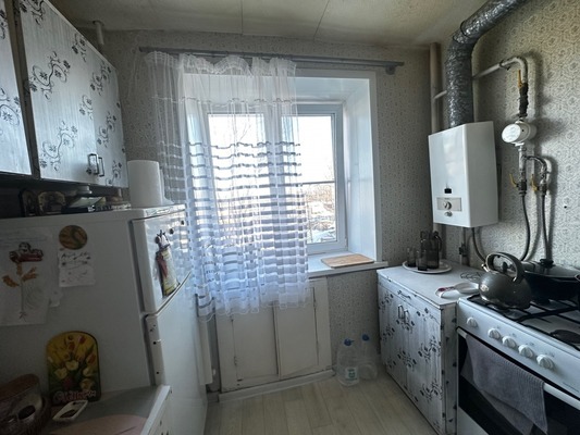 Продам трехкомнатную (3-комн.) квартиру, Ивановская ул, 38/1, Кохма г