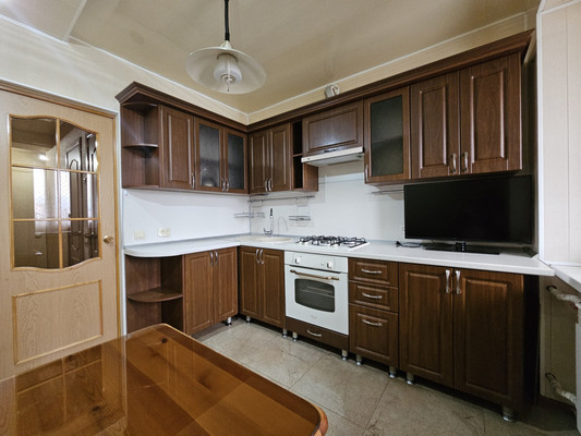 Продам двухкомнатную (2-комн.) квартиру, 2-й Таманской Дивизии ул, 37, Вольный Аул кп