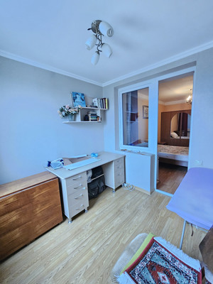 Продам двухкомнатную (2-комн.) квартиру, 2-й Таманской Дивизии ул, 37, Вольный Аул кп