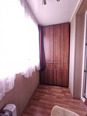 Продам двухкомнатную (2-комн.) квартиру, 2-й Таманской Дивизии ул, 37, Вольный Аул кп