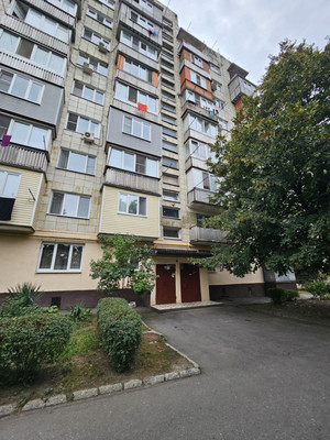 Продам двухкомнатную (2-комн.) квартиру, 2-й Таманской Дивизии ул, 37, Вольный Аул кп