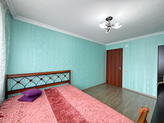 Продам двухкомнатную (2-комн.) квартиру, Атажукина ул, 10, Нальчик г