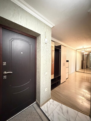 Продам двухкомнатную (2-комн.) квартиру, Атажукина ул, 10, Нальчик г