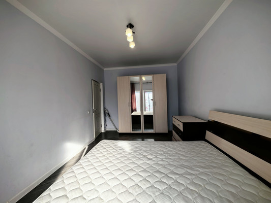 Продам однокомнатную (1-комн.) квартиру, Затишье ул, 5, Нальчик г