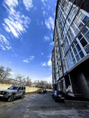 Продам однокомнатную (1-комн.) квартиру, Затишье ул, 5, Нальчик г