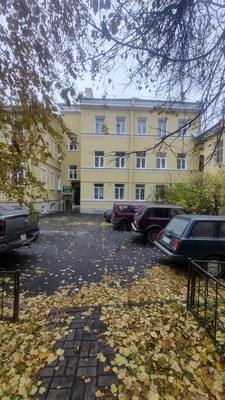 Продам трехкомнатную (3-комн.) квартиру, 16-я В.О. линия, 45, Санкт-Петербург г