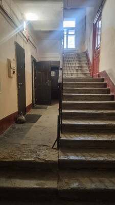 Продам трехкомнатную (3-комн.) квартиру, 16-я В.О. линия, 45, Санкт-Петербург г