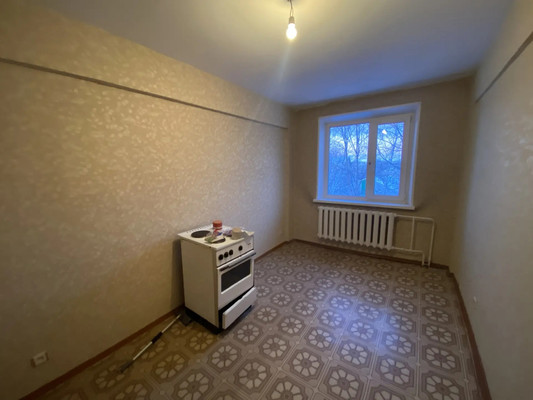 Продам трехкомнатную (3-комн.) квартиру, Ленина ул, 29а, Нижневартовск г