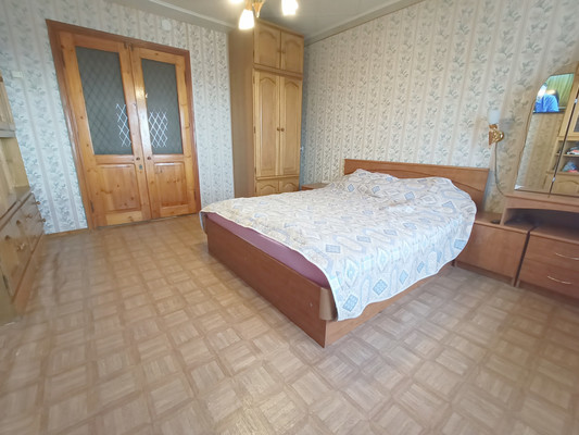 Продам трехкомнатную (3-комн.) квартиру, Малиновского ул, 36, Ростов-на-Дону г