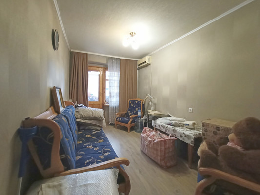 Продам трехкомнатную (3-комн.) квартиру, Малиновского ул, 36, Ростов-на-Дону г