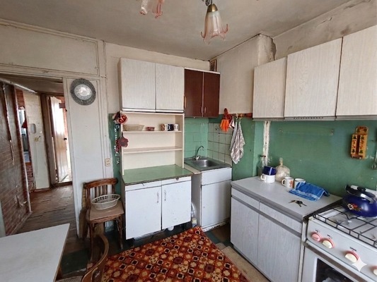 Продам трехкомнатную (3-комн.) квартиру, 246, Калининец рп