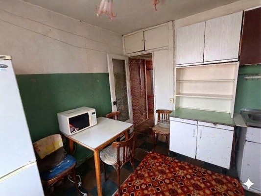 Продам трехкомнатную (3-комн.) квартиру, 246, Калининец рп