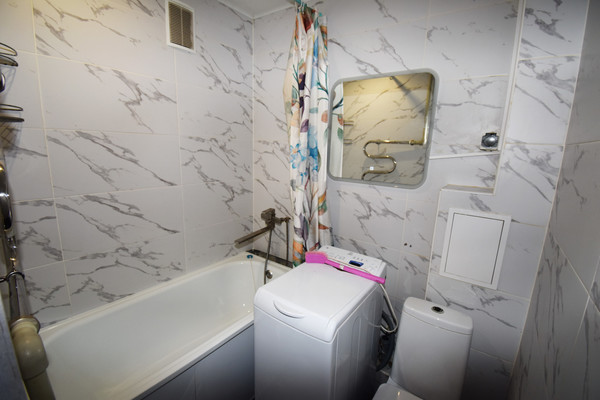 Продам двухкомнатную (2-комн.) квартиру, Адмирала Васюнина ул, 4к1, Нижний Новгород г