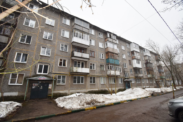 Продам двухкомнатную (2-комн.) квартиру, Адмирала Васюнина ул, 4к1, Нижний Новгород г