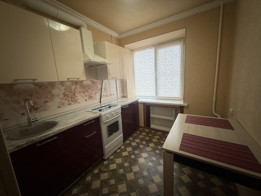 Продам однокомнатную (1-комн.) квартиру, 1-я Баррикадная ул, 2/1, Ростов-на-Дону г