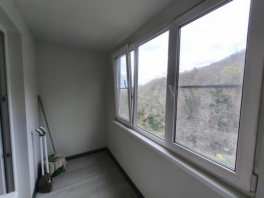 Продам трехкомнатную (3-комн.) квартиру, 2, Сосновый п