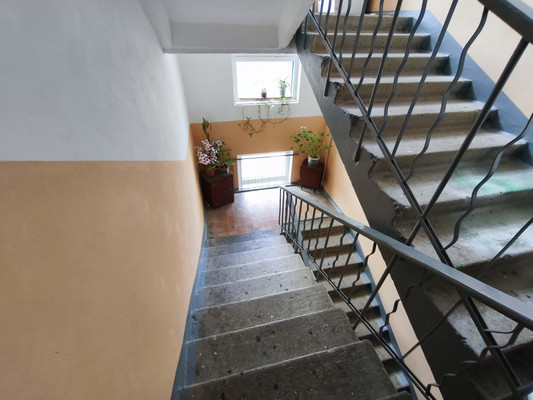 Продам трехкомнатную (3-комн.) квартиру, 2, Сосновый п