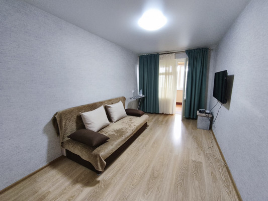 Продам двухкомнатную (2-комн.) квартиру, 1, Сосновый п