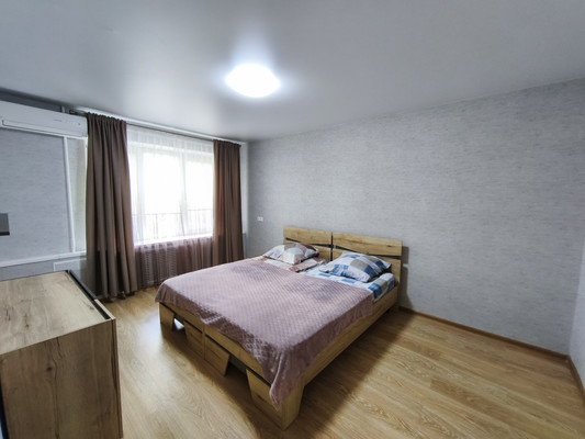 Продам двухкомнатную (2-комн.) квартиру, 1, Сосновый п