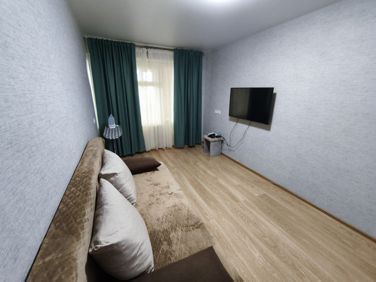 Продам двухкомнатную (2-комн.) квартиру, 1, Сосновый п