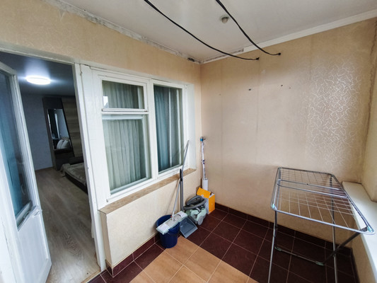 Продам двухкомнатную (2-комн.) квартиру, 1, Сосновый п