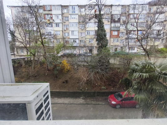 Продам двухкомнатную (2-комн.) квартиру, 1, Сосновый п