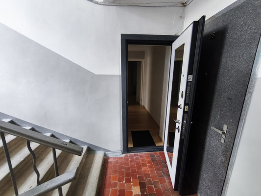 Продам двухкомнатную (2-комн.) квартиру, 1, Сосновый п