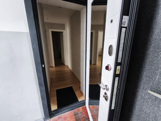 Продам двухкомнатную (2-комн.) квартиру, 1, Сосновый п