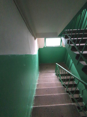 Продам двухкомнатную (2-комн.) квартиру, 15-й мкр, 3, Липецк г