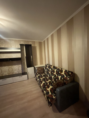 Продам двухкомнатную (2-комн.) квартиру, Ульяны Громовой ул, 4, Липецк г