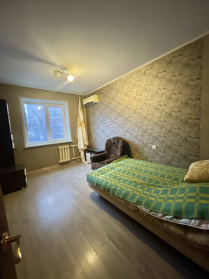 Продам двухкомнатную (2-комн.) квартиру, Ульяны Громовой ул, 4, Липецк г