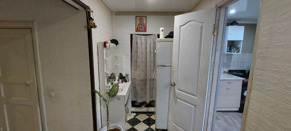 Продам двухкомнатную (2-комн.) квартиру, Гражданский пер, 9, Туапсе г