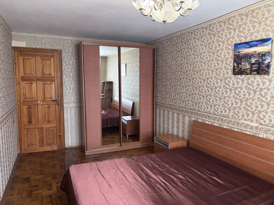 Продам трехкомнатную (3-комн.) квартиру, Свободы ул, 81, Рязань г