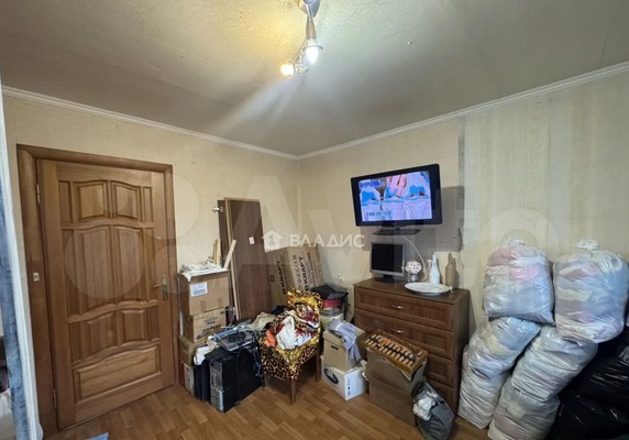 Продам трехкомнатную (3-комн.) квартиру, Черепичный пер, 11, Калининград г