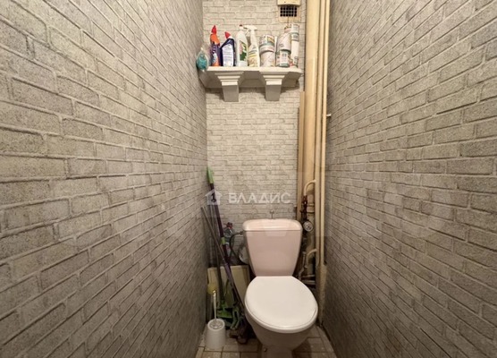 Продам трехкомнатную (3-комн.) квартиру, Черепичный пер, 11, Калининград г